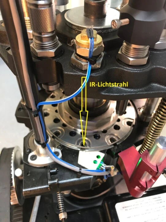 M7 Primer Hole Sense